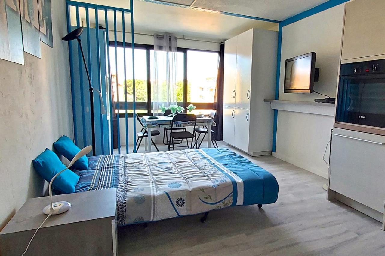 Hypercentre 27 M Avec Wifi Et Piscine Partagée Appartement Fréjus